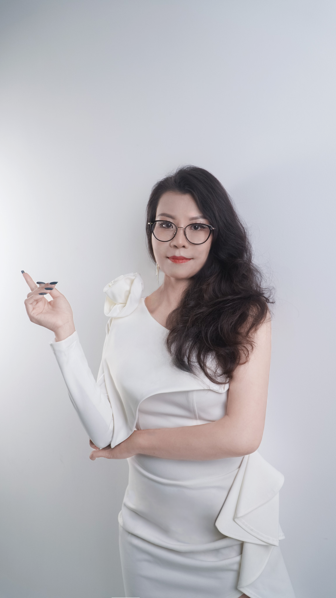 chuyen-gia-lien-pham