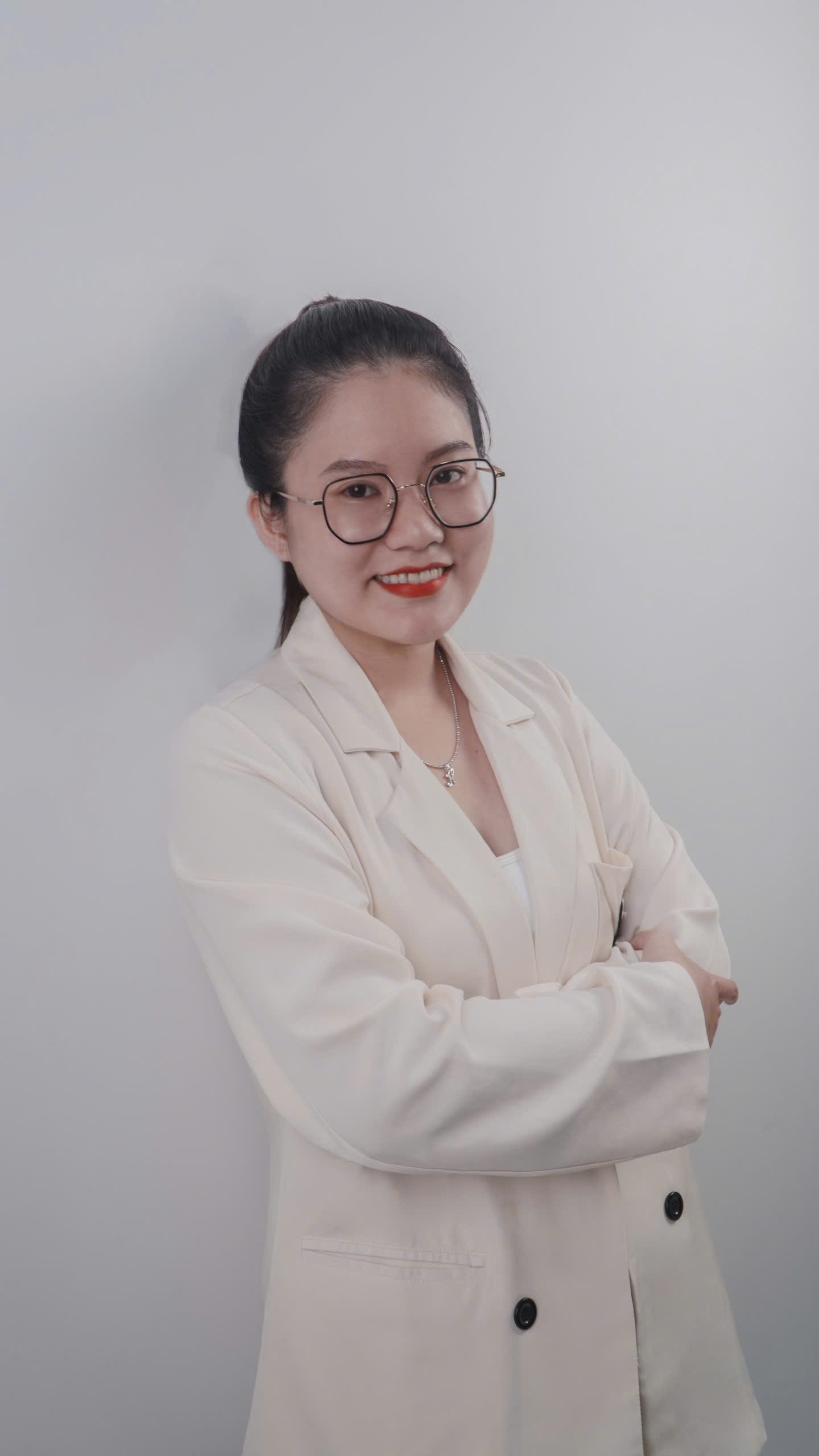 chuyen-vien-ngoc-huynh
