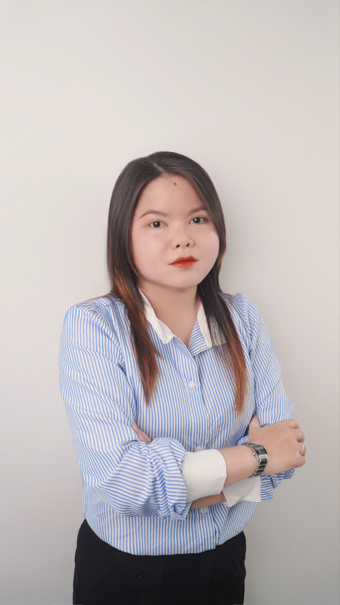 chuyen-vien-thuy-quynh